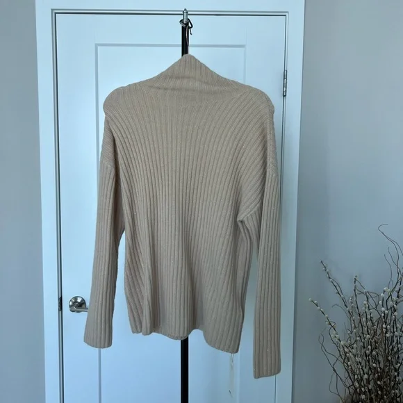 NWT Cream Knit Sweater - Picture 3 of 4